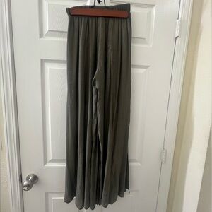 Wishlist Apparel Flowy Olive Wide-Leg Pants